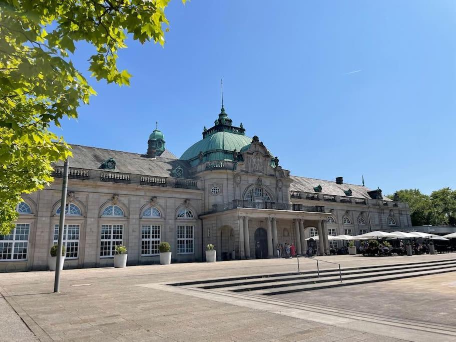 Stadt-Oase - Kostenlos Parken, Ruhig, Kliniken, Gop, Bali-Therme, Boxspringbett Bad Oeynhausen Eksteriør bilde